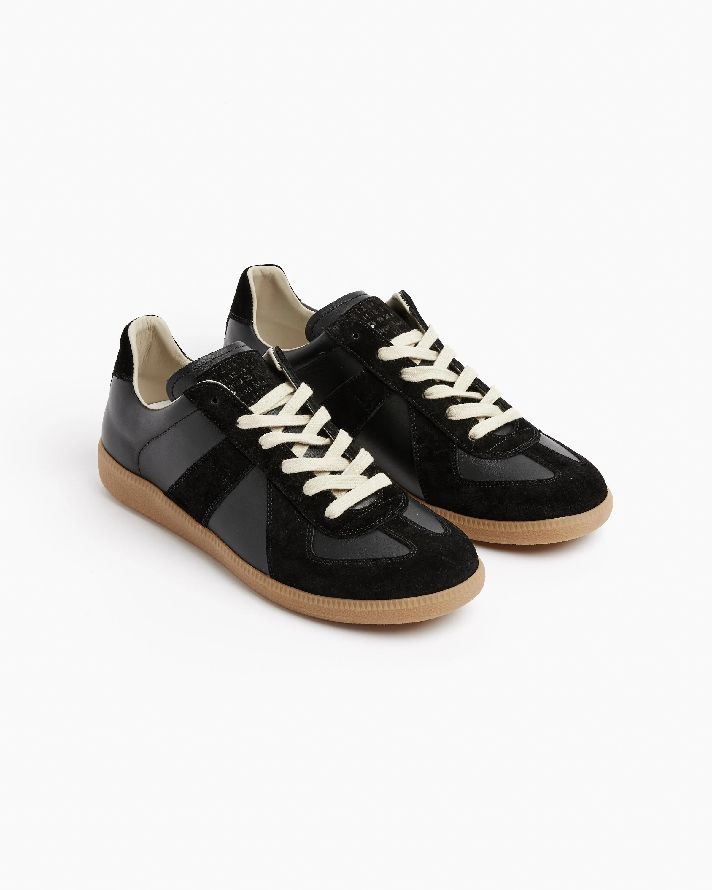 Replica Sneaker in Black - Image 3