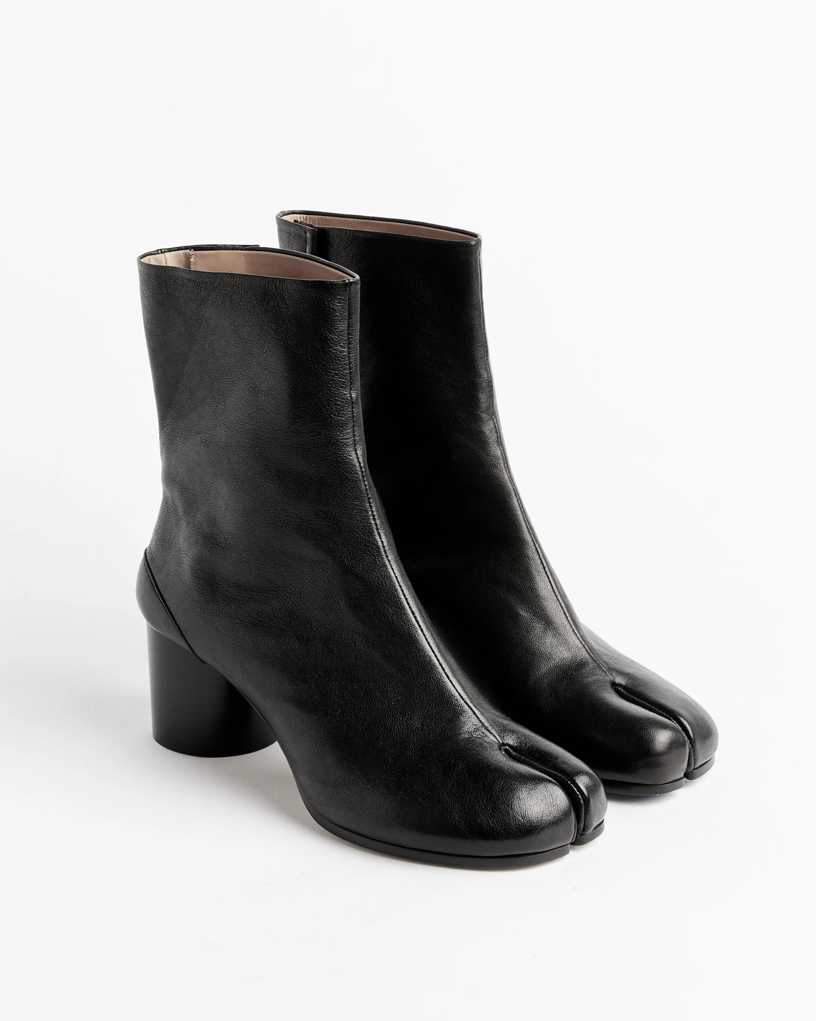 Tabi Ankle Boots in Black - Image 3