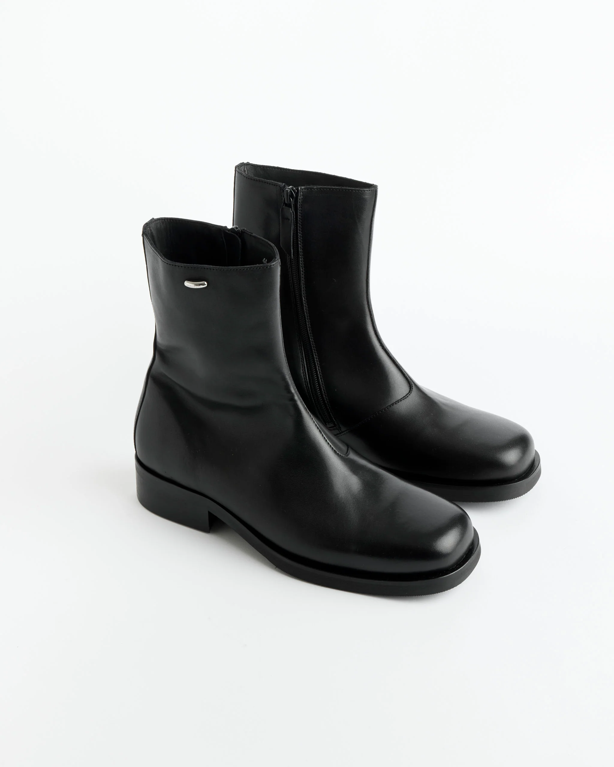 Camion Boot in Black - Image 6