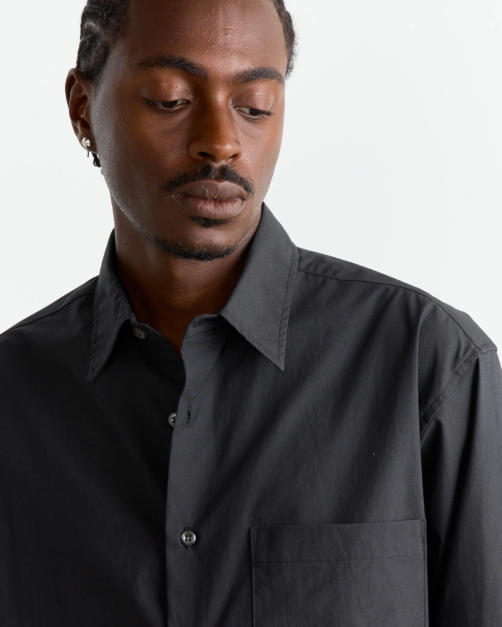 Routine Shirt in Organic Poplin Black - Image 3